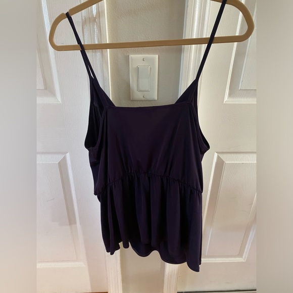 Express Top/Spaghetti Straps V Neck Women’s Size Large.Pretty purple plum color. - Picture 4 of 4